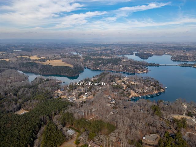 113 South Oak Pointe Drive, Seneca, SC 29672