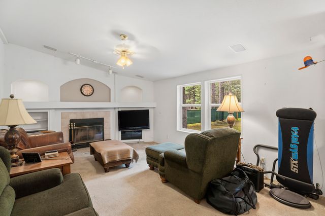 16928 Covina Road, Bend, OR 97707
