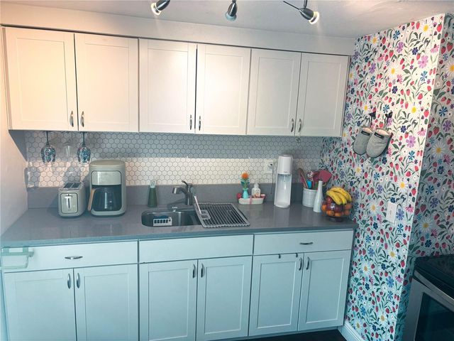 4415 JOHN BELL JR DRIVE, Tampa, FL 33610