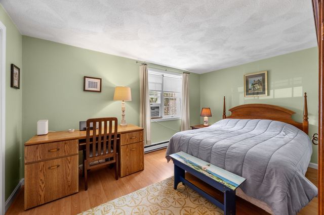 31 Highview Dr 31, Sandwich, MA 02563
