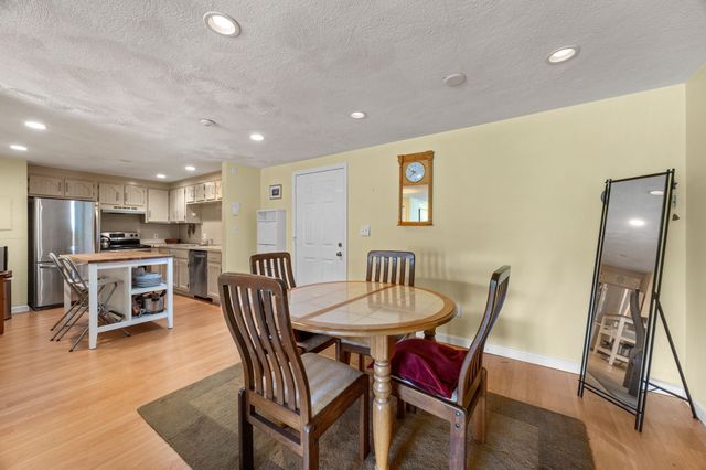 31 Highview Dr 31, Sandwich, MA 02563