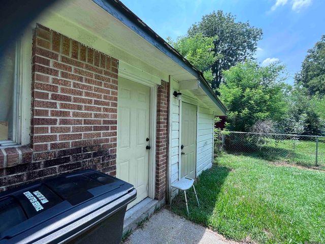 6725 Buttonwood Dr, Baton Rouge, LA 70812
