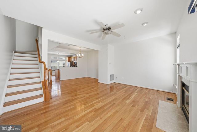 2957 HUNTINGTON GROVE SQ, Alexandria, VA 22306