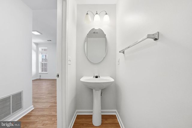 2957 HUNTINGTON GROVE SQ, Alexandria, VA 22306