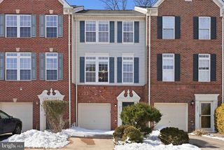 2957 HUNTINGTON GROVE SQ, Alexandria, VA 22306