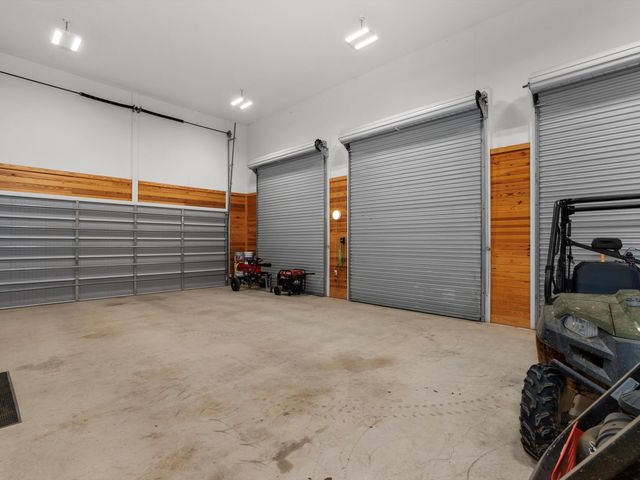 3288 US Hwy 79 S, Carthage, TX 75633