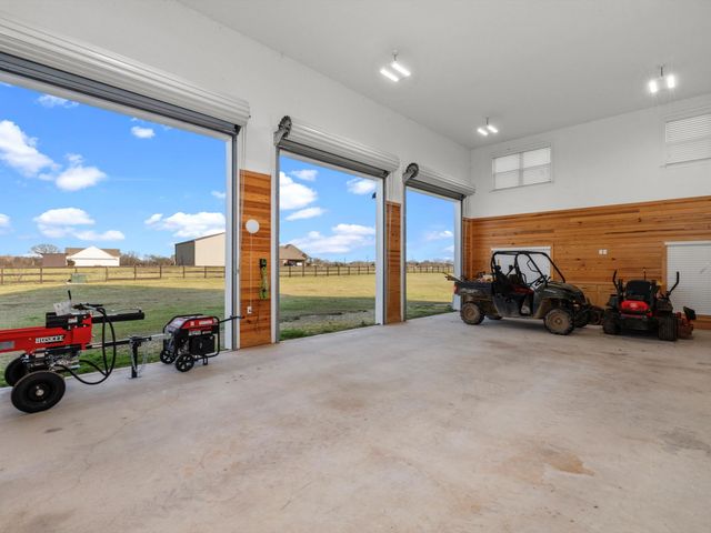 3288 US Hwy 79 S, Carthage, TX 75633