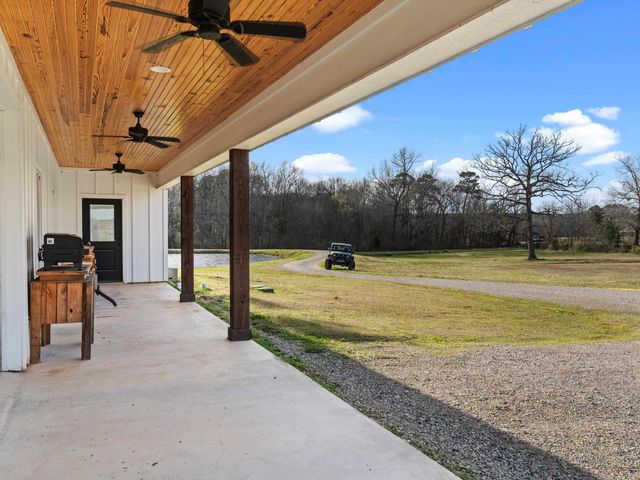 3288 US Hwy 79 S, Carthage, TX 75633