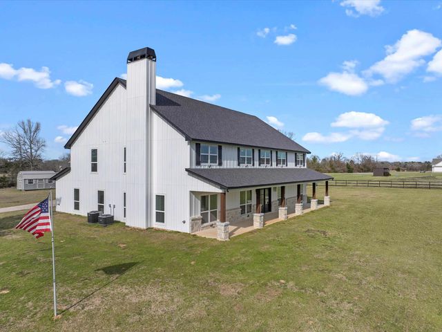 3288 US Hwy 79 S, Carthage, TX 75633