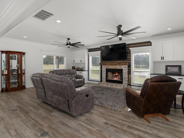 3288 US Hwy 79 S, Carthage, TX 75633