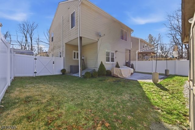 12 Woodland Ave, Mount Olive Twp., NJ 07828