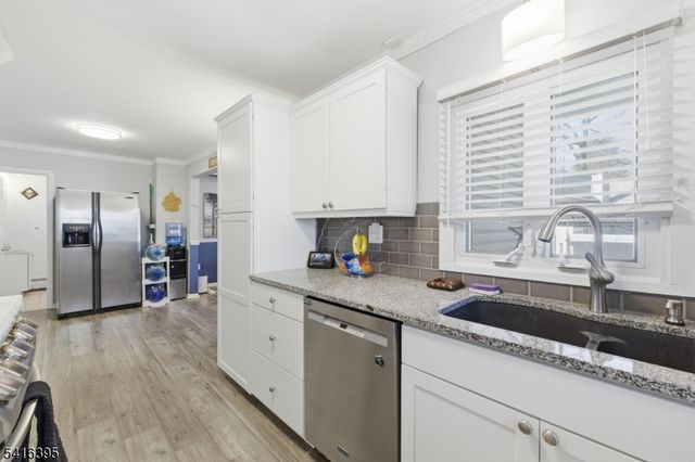 12 Woodland Ave, Mount Olive Twp., NJ 07828