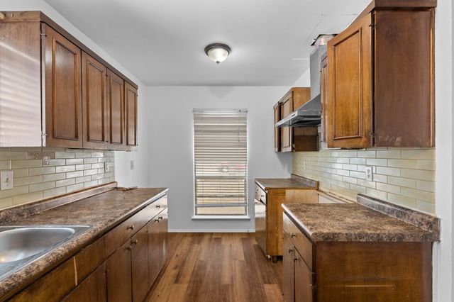 2918 Pinewood Drive, Garland, TX 75044