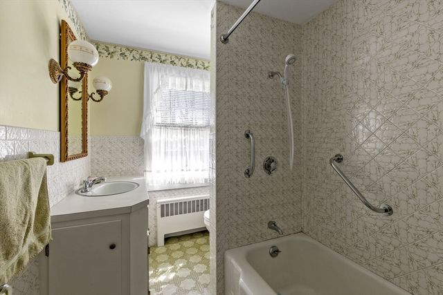 24 Doric Avenue, Dennis, MA 02670