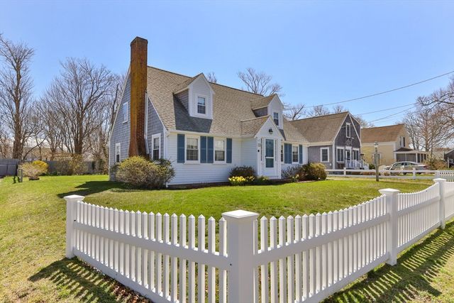 24 Doric Avenue, Dennis, MA 02670