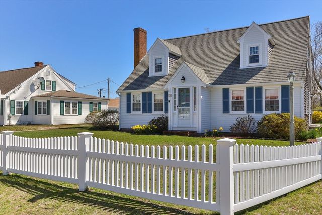 24 Doric Avenue, Dennis, MA 02670