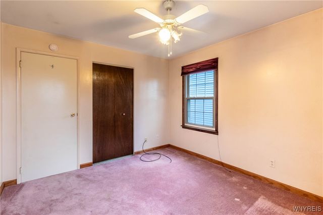 82 Penarrow Drive, Tonawanda, NY 14150