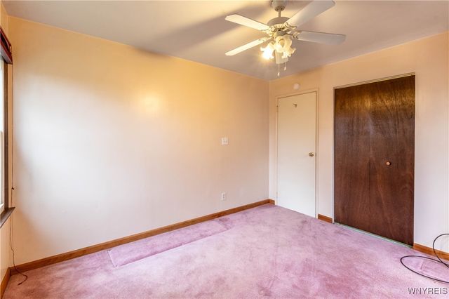 82 Penarrow Drive, Tonawanda, NY 14150