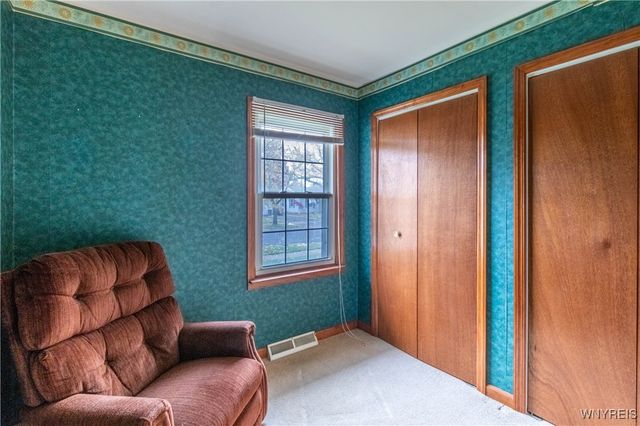 82 Penarrow Drive, Tonawanda, NY 14150