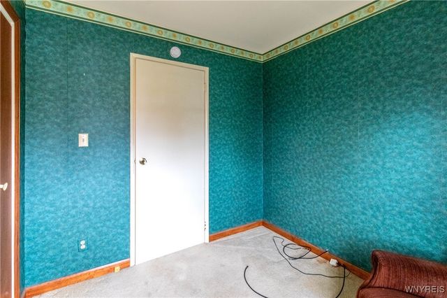 82 Penarrow Drive, Tonawanda, NY 14150