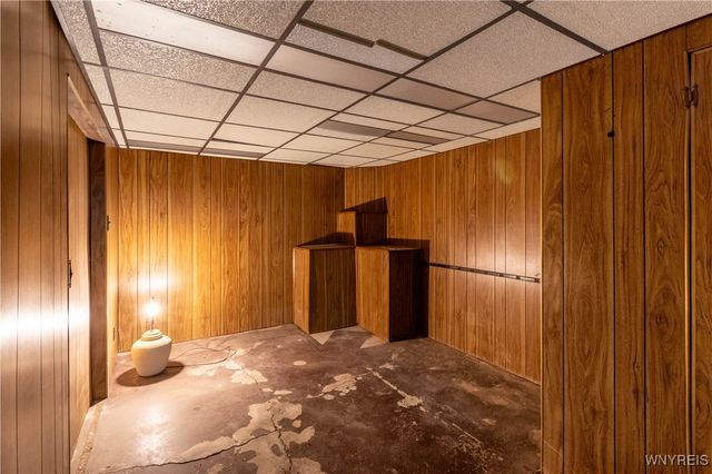 82 Penarrow Drive, Tonawanda, NY 14150