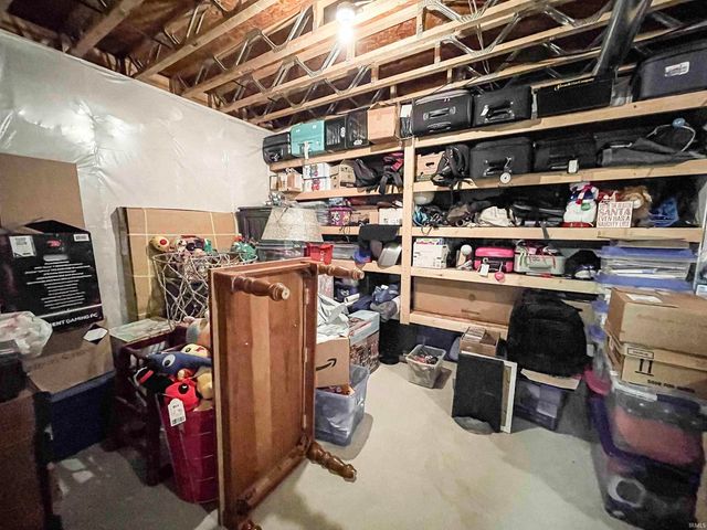 59699 Park Side Drive, Elkhart, IN 46517