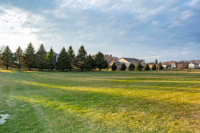 59699 Park Side Drive, Elkhart, IN 46517