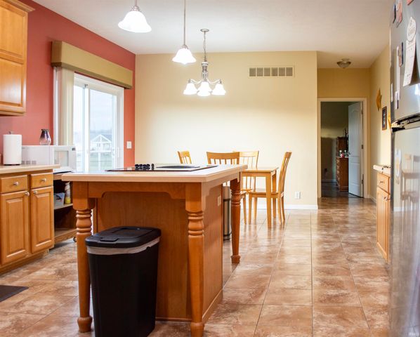 59699 Park Side Drive, Elkhart, IN 46517