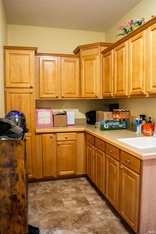 59699 Park Side Drive, Elkhart, IN 46517