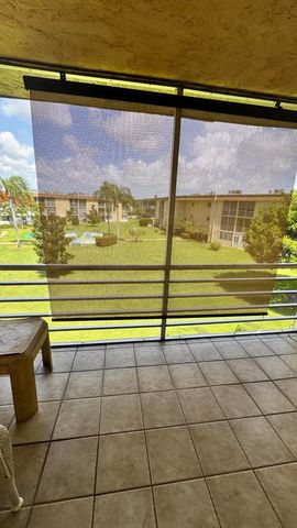 100 VILLAGE GREEN Circle E 314, Palm Springs, FL 33461