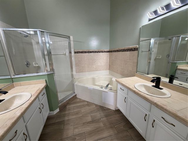 572 TREE SHORE DRIVE, Orlando, FL 32825