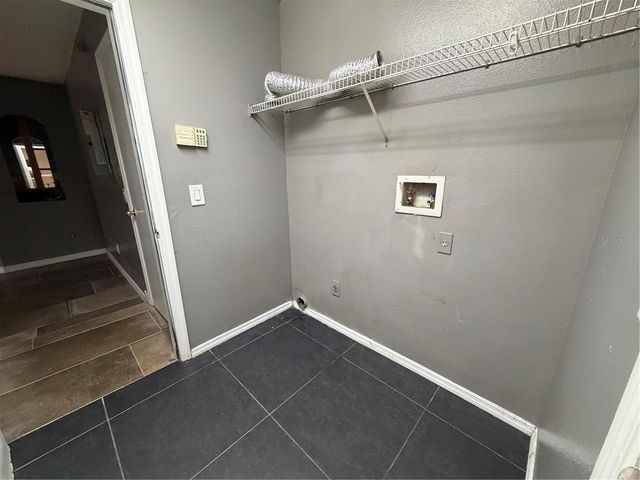 572 TREE SHORE DRIVE, Orlando, FL 32825