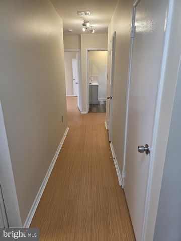 22--2 FLORENCE TOLLGATE PL, Burlington, NJ 08016