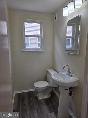 22--2 FLORENCE TOLLGATE PL, Burlington, NJ 08016