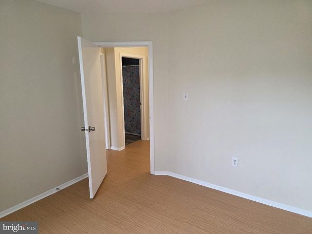 22--2 FLORENCE TOLLGATE PL, Burlington, NJ 08016