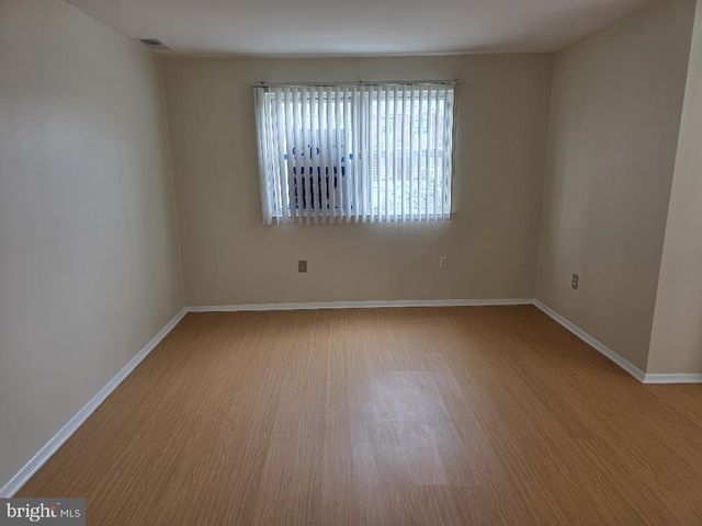 22--2 FLORENCE TOLLGATE PL, Burlington, NJ 08016