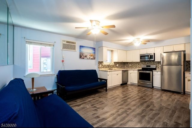 140 Hancock Ave 1, Seaside Heights Boro, NJ 08751