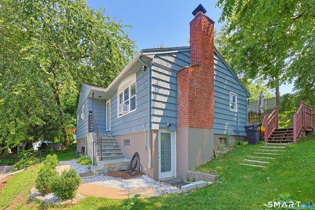 125 Florence Street, East Haven, CT 06512