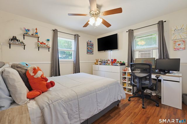 125 Florence Street, East Haven, CT 06512