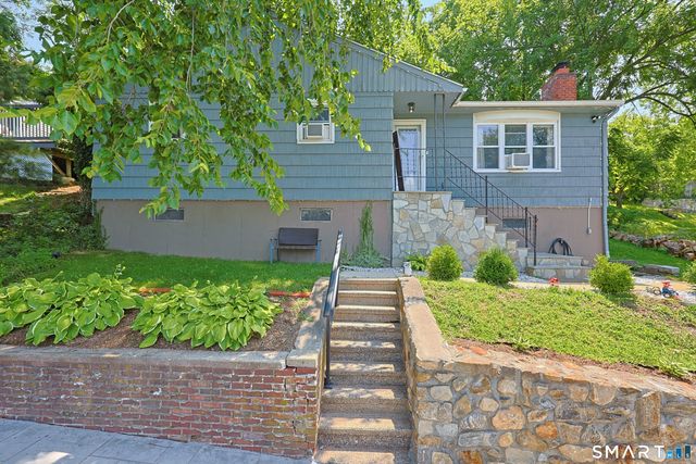 125 Florence Street, East Haven, CT 06512