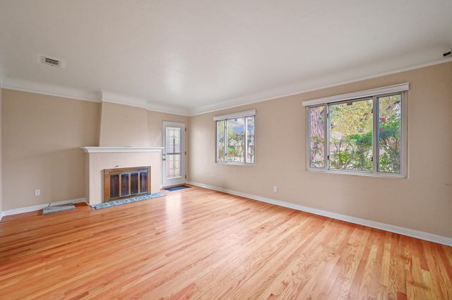 821 Solano Drive NE, Albuquerque, NM 87110