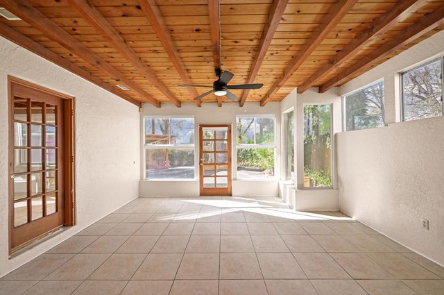 821 Solano Drive NE, Albuquerque, NM 87110