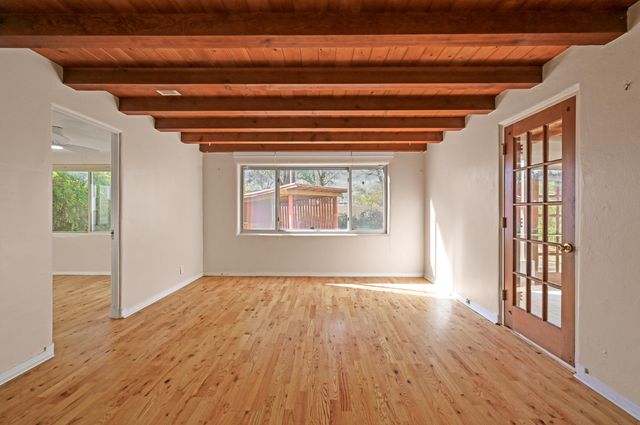 821 Solano Drive NE, Albuquerque, NM 87110