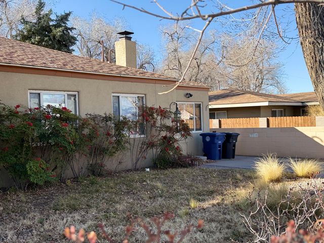 821 Solano Drive NE, Albuquerque, NM 87110