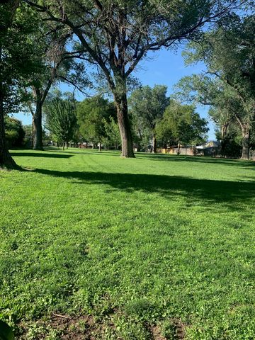 821 Solano Drive NE, Albuquerque, NM 87110