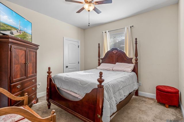 12246 Grand Wood Ave, Gonzales, LA 70737