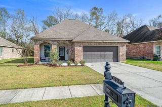 12246 Grand Wood Ave, Gonzales, LA 70737