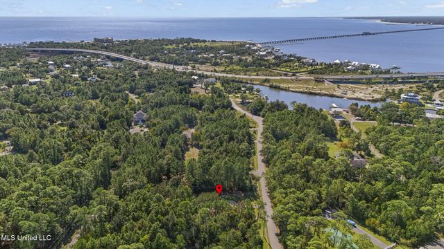 420 Livingston Drive, Pass Christian, MS 39571