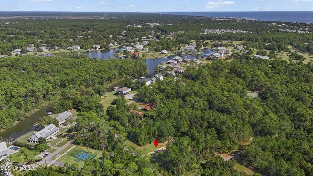 420 Livingston Drive, Pass Christian, MS 39571