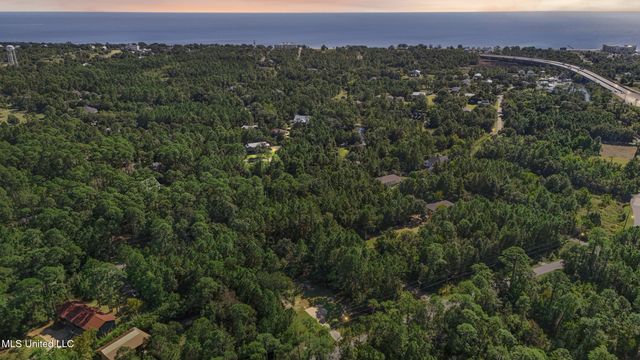 420 Livingston Drive, Pass Christian, MS 39571